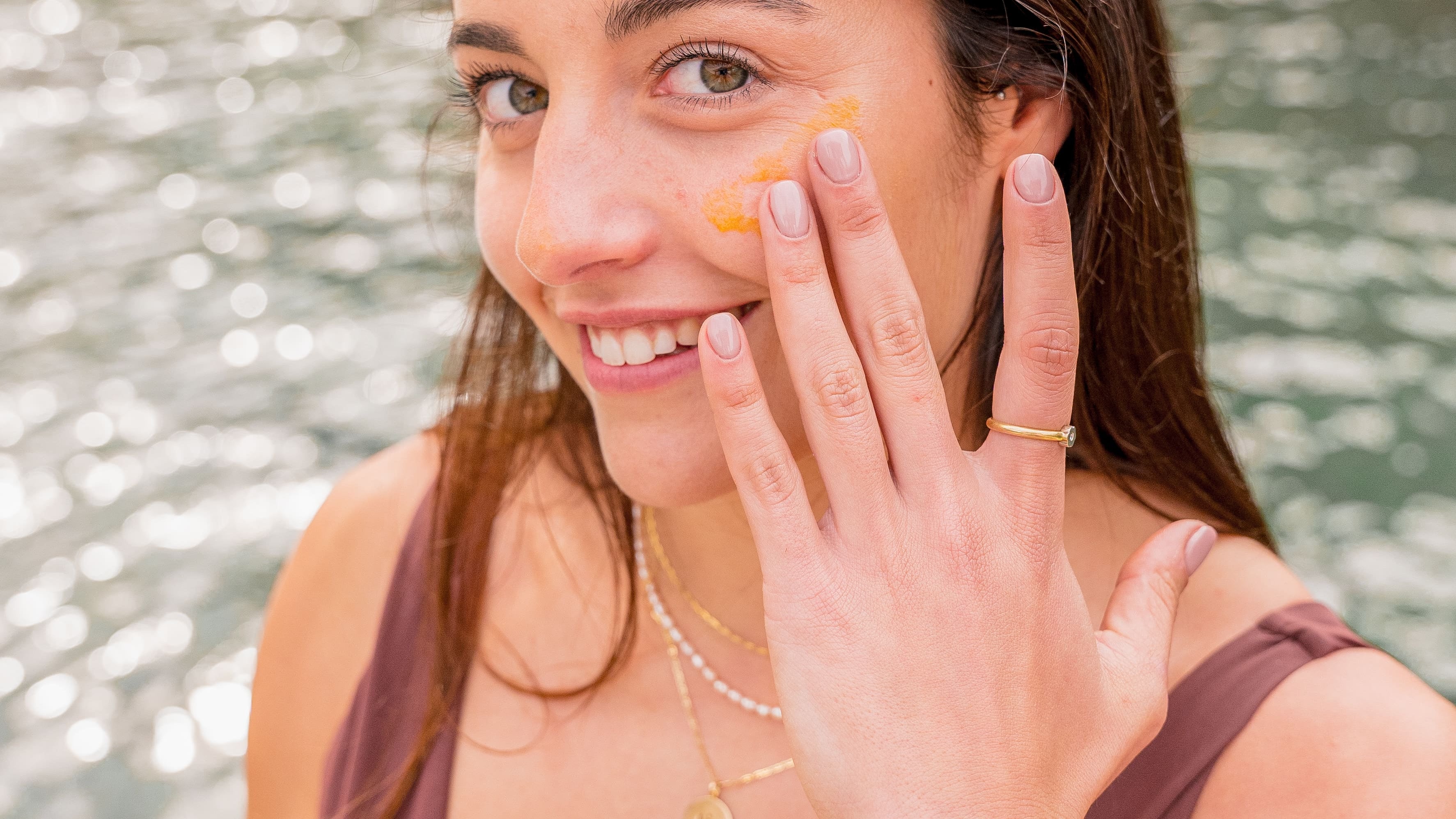 Por qué cosmética natural con ingredientes ecológicos para tu piel