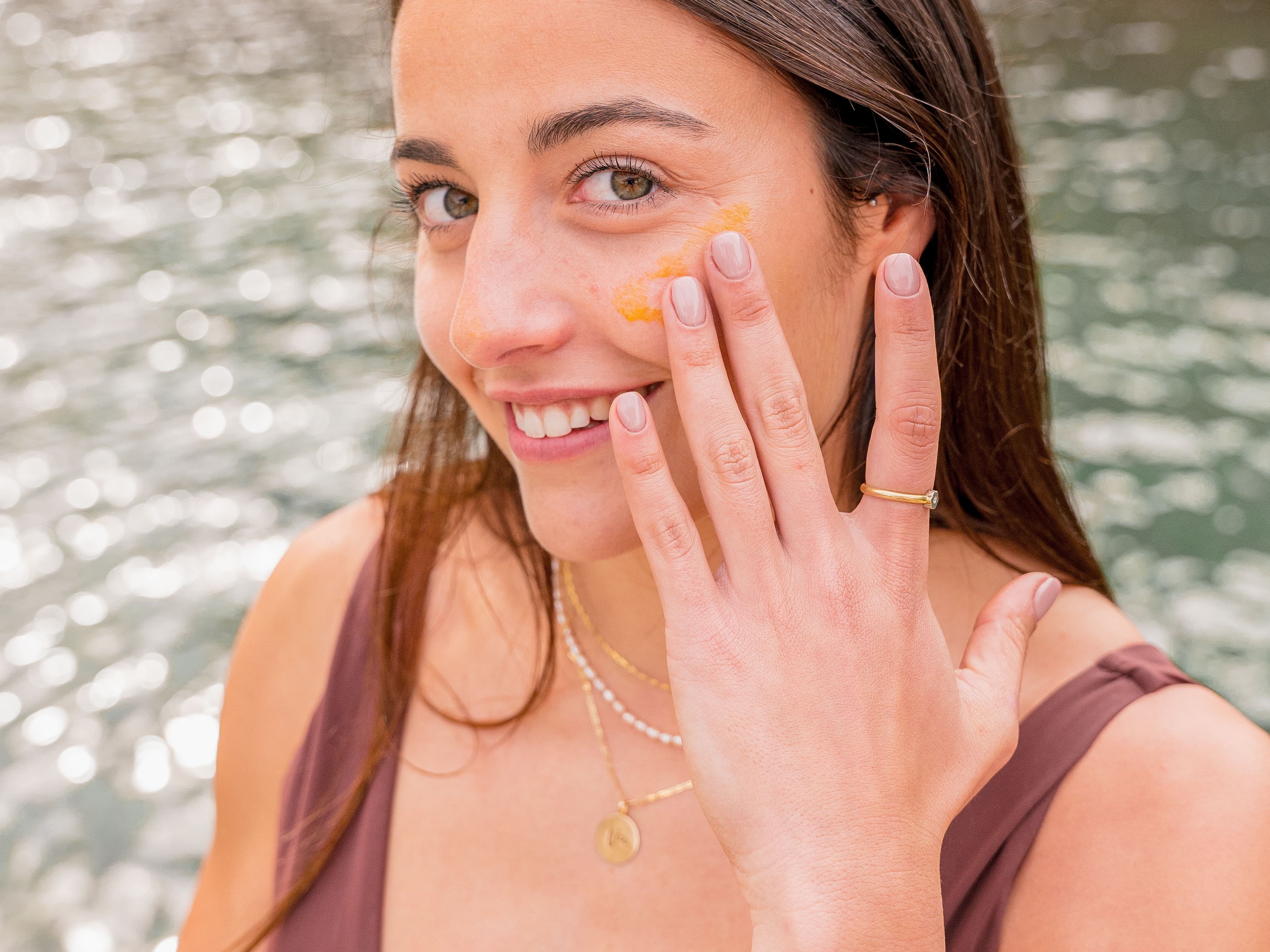 Por qué cosmética natural con ingredientes ecológicos para tu piel