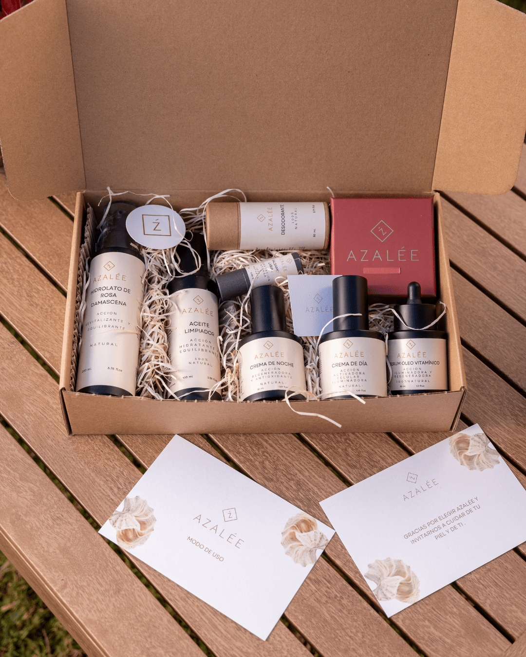 AZALÉE Essential Collection